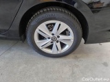  Volkswagen  Golf  VOLKSWAGEN VARIANT / 2019 / 5P / STATION WAGON 2.0 TDI SCR 85KW LIFE DSG #19