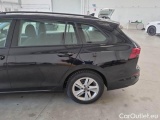 Volkswagen  Golf  VOLKSWAGEN VARIANT / 2019 / 5P / STATION WAGON 2.0 TDI SCR 85KW LIFE DSG #51