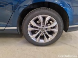  Volkswagen  Passat VOLKSWAGEN  / 2019 / 5P / STATION WAGON VAR. 2.0TDI SCR 147KW EXECUTIVE DSG #19
