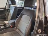  Volkswagen  Passat VOLKSWAGEN  / 2019 / 5P / STATION WAGON VAR. 2.0TDI SCR EVO 90KW BUSINESS DSG #106