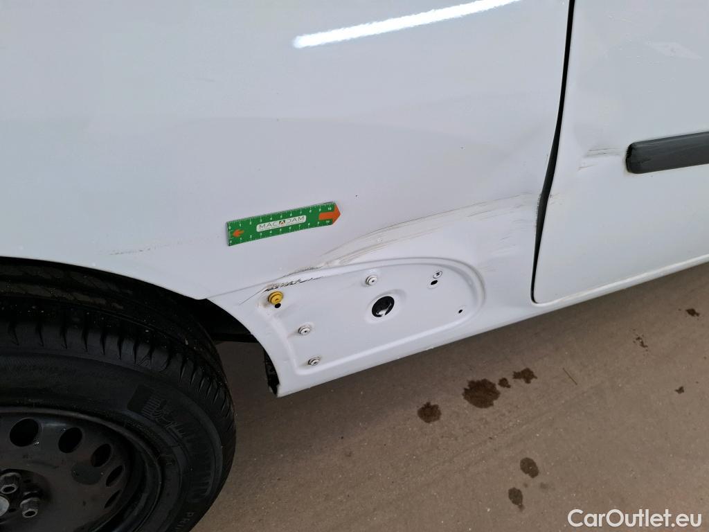  Renault  Kangoo  Express Maxi Extra (Série Spéciale) 1.5 dCi 90CV BVM5 E6 #32
