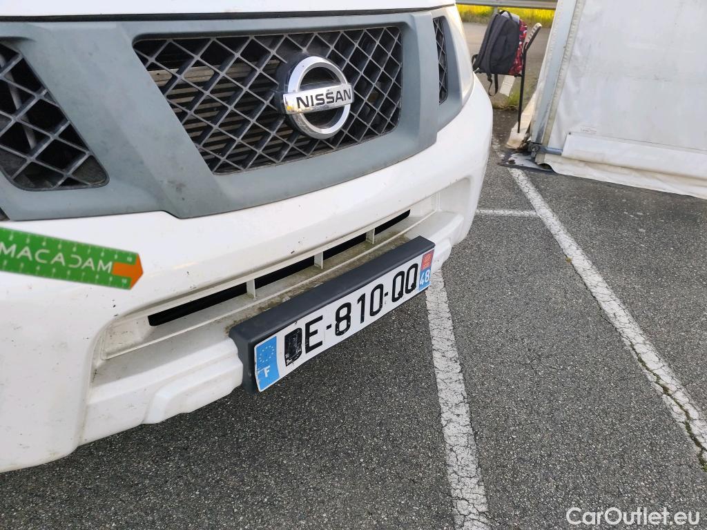  Nissan  Navara NISSAN  VU 4p Pick-up King-Cab 2.5 dCi 1144ch 4x4 XE #38