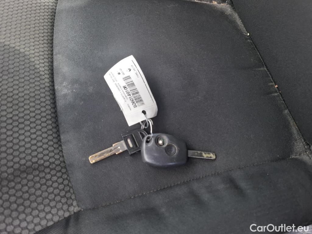  Renault  Kangoo  Express Maxi Extra (Série Spéciale) 1.5 dCi 90CV BVM5 E6 #27