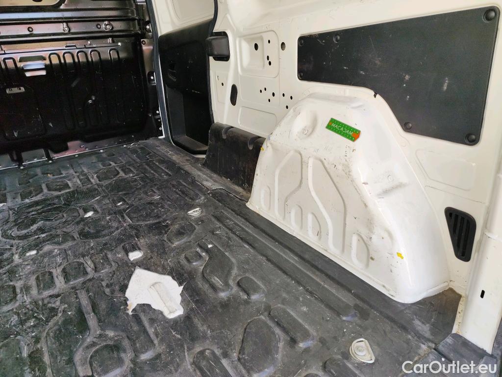  Fiat  Doblo Doblò Pro Lounge Maxi Fourgon 1.6 Multijet #16