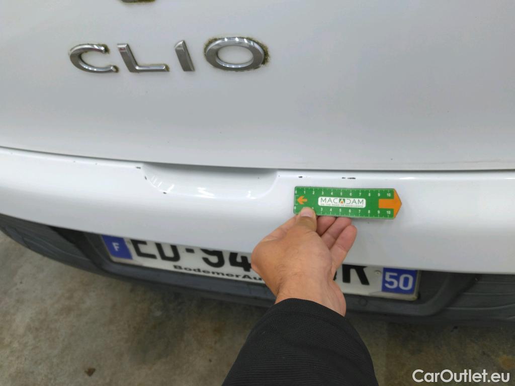  Renault  Clio  IV Air 1.5 dCi 75CV BVM5 E6 #1