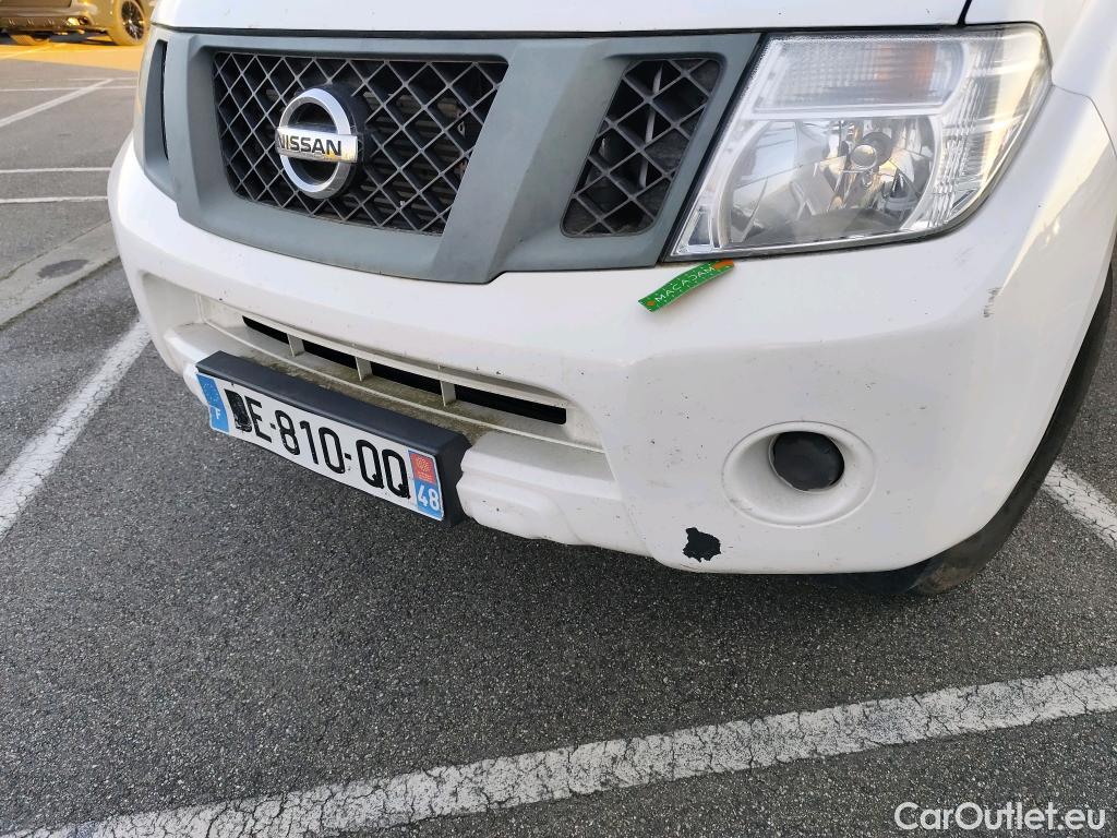  Nissan  Navara NISSAN  VU 4p Pick-up King-Cab 2.5 dCi 1144ch 4x4 XE #28