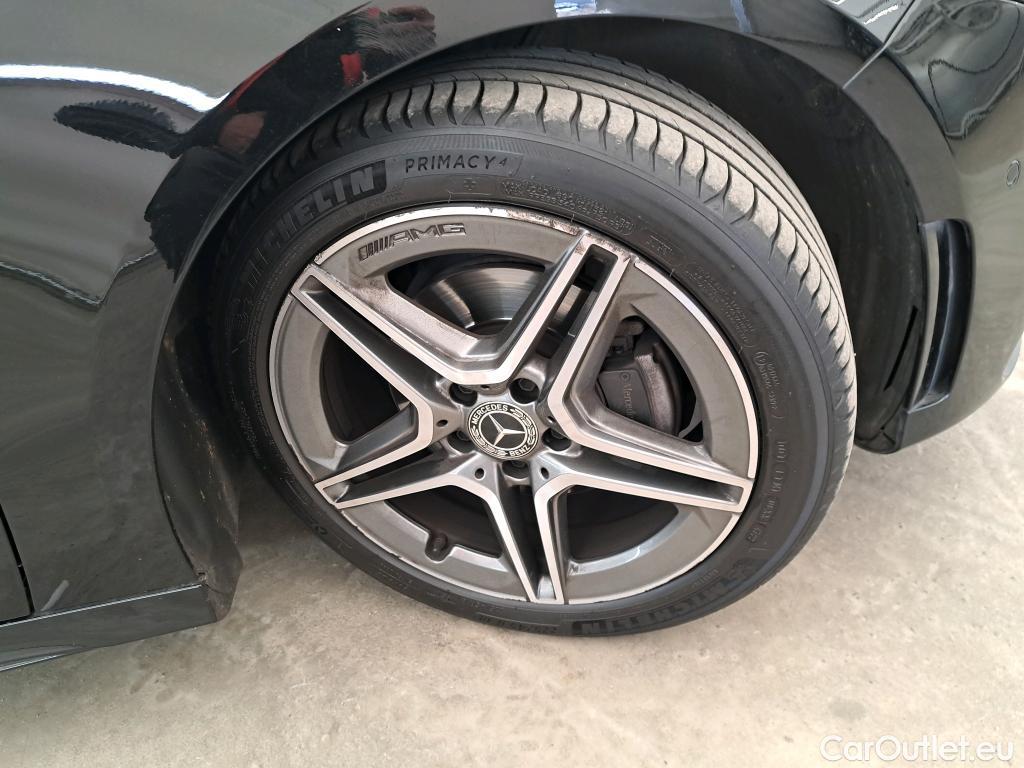  Mercedes  A-Klasse MERCEDES-BENZ Classe A 5p Berline A 200 AMG Line 7G-DCT #4