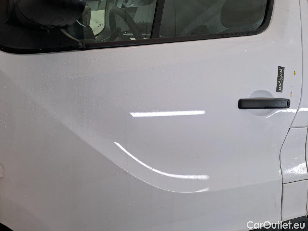  Renault  Trafic RENAULT  / 2021 / 4P / Fourgon tôlé FG GCF L1H1 2T8 Blue dCi 130 #9