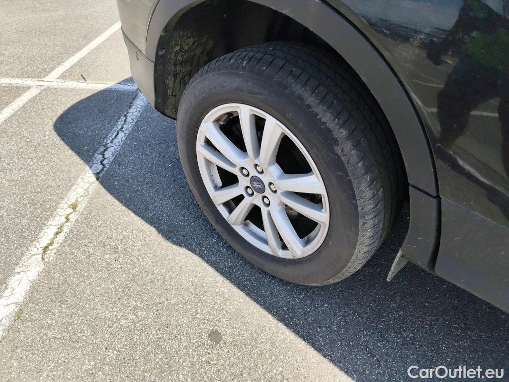  Ford  Kuga  Titanium 1.5 TDCi 120CV BVM6 E6 #37