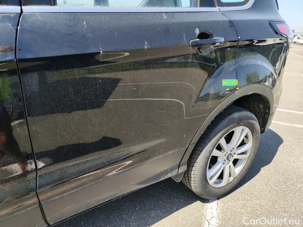  Ford  Kuga  Titanium 1.5 TDCi 120CV BVM6 E6 #35