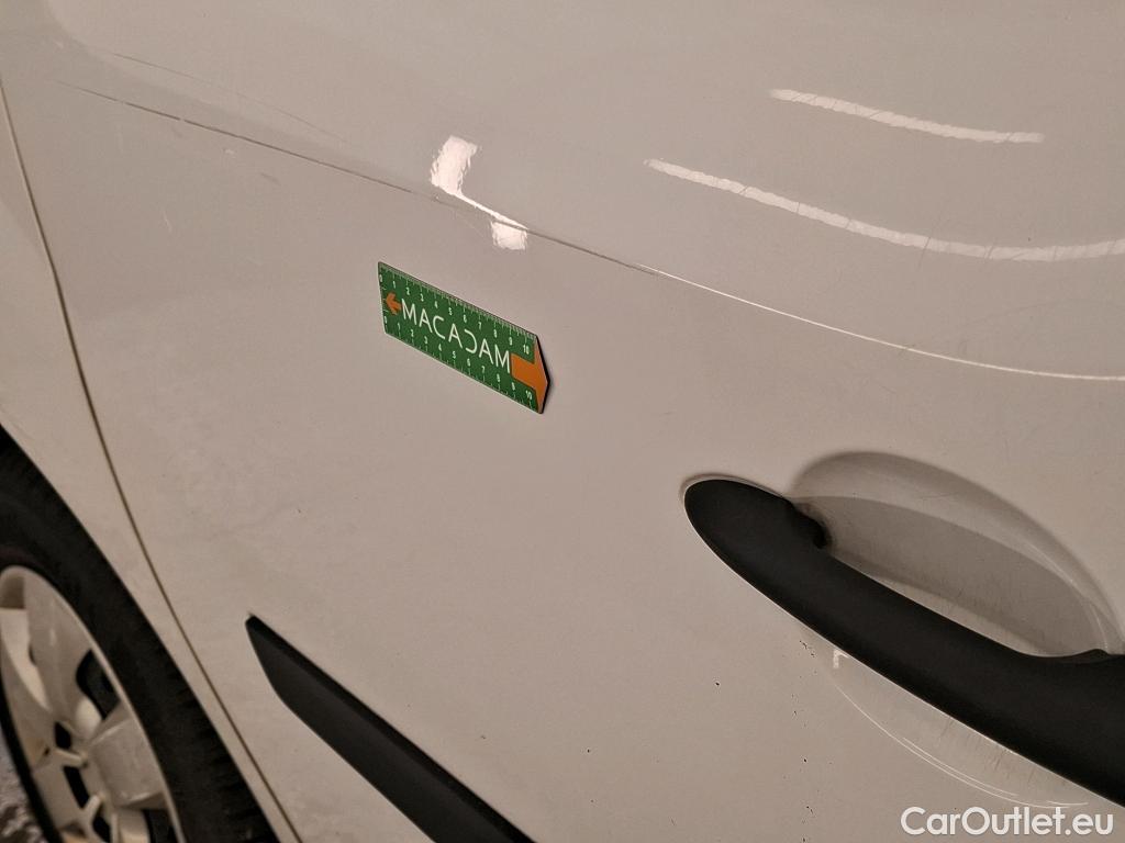  Renault  Kangoo  II Express Extra (Série Spéciale) 1.5 dCi 80CV BVM6 E6dT #35