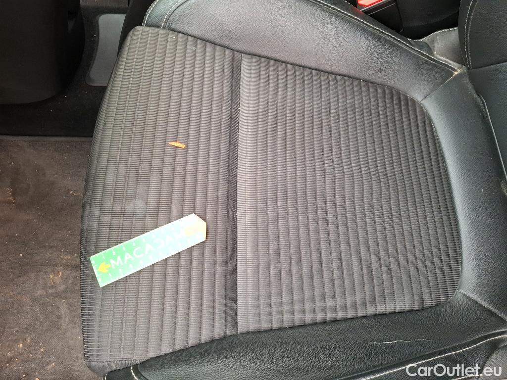  Renault  Grand Scenic RENAULT Grand Scénic / 2016 / 5P / monospace Business Intens Blue dCi 120 EDC #44
