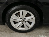  Volkswagen  Golf  Volkswagen 1.0 eTSI 81kW DSG Life Business 5d #27