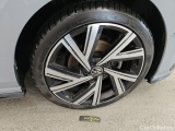  Volkswagen  Golf  Volkswagen Variant 1.5 eTSI 110kW DSG R-Line 5d #48