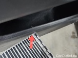 Volkswagen  Passat 2.0 TDI SCR DSG Business Variant #26