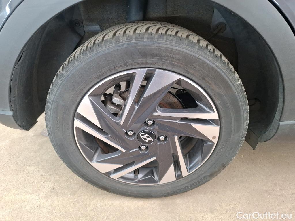  Hyundai  Bayon HYUNDAI  / 2021 / 5P / SUV 1.0 T-GDI 100 DCT- 7 HYB 48V INTUITIVE #15