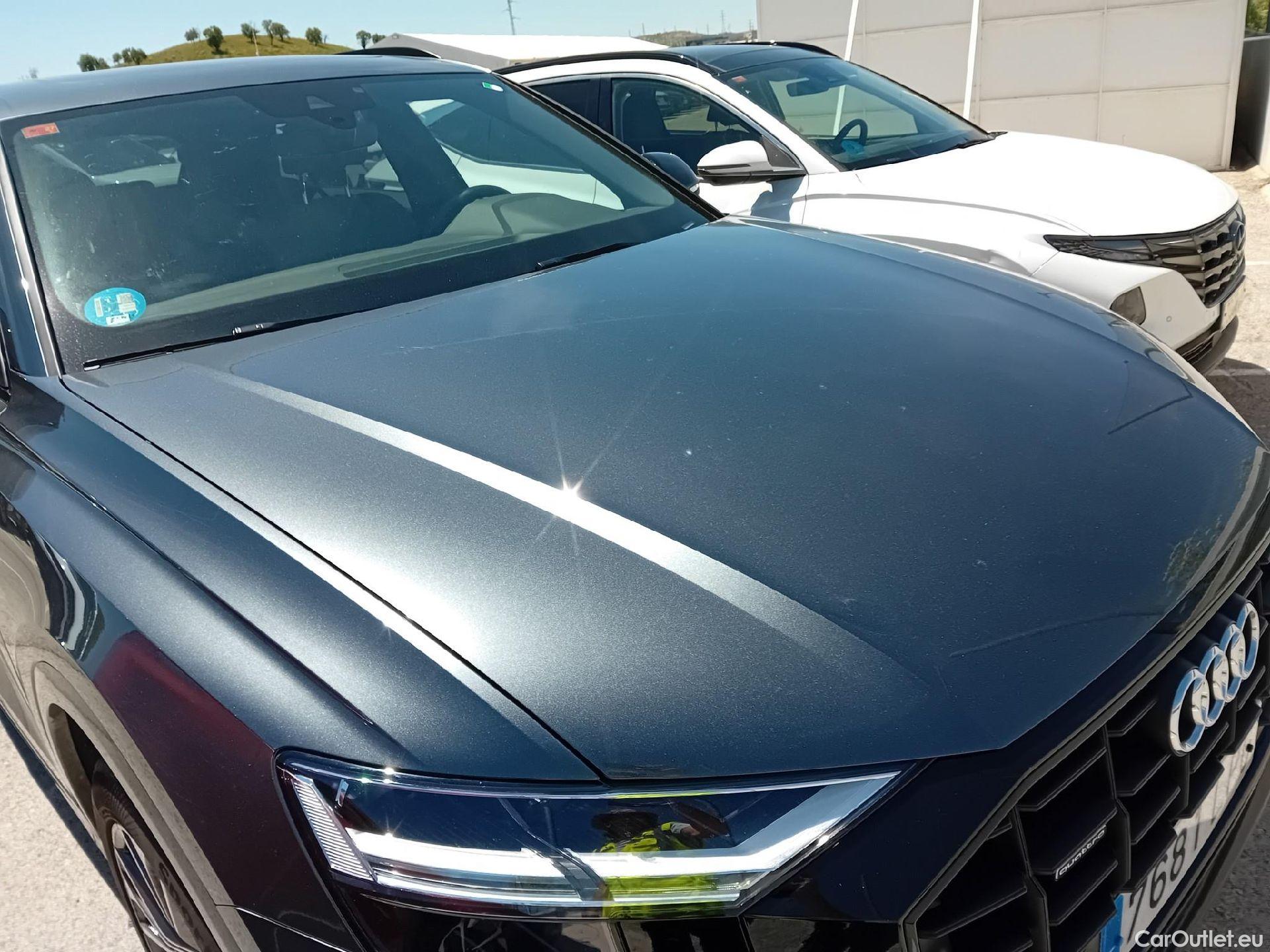  Audi  Q8 AUDI  / 2018 / 5P / todoterreno 55 TFSIe S Line 280kW quattro tiptronic #2