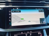  Audi  Q8 AUDI  / 2018 / 5P / todoterreno 55 TFSIe S Line 280kW quattro tiptronic #11