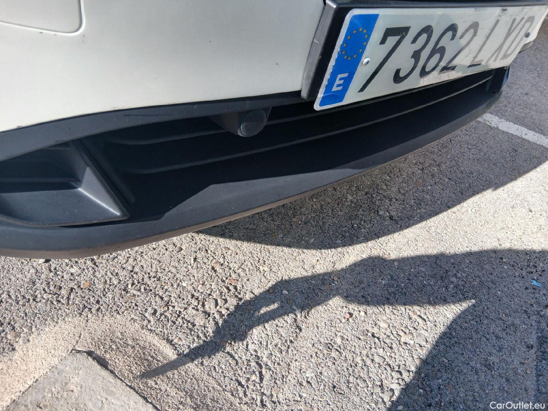  Nissan  Qashqai NISSAN  / 2021 / 5P / todoterreno DIG-T 116kW (158CV) mHEV Xtronic Acenta (AC2) #17