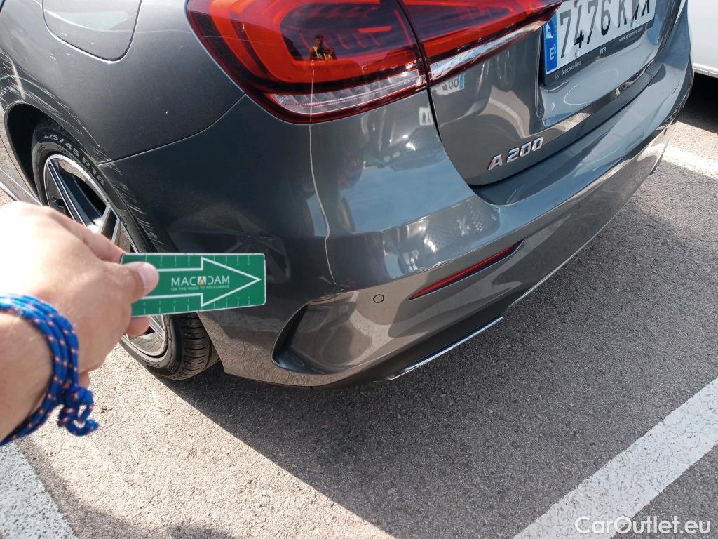  Mercedes  A-Klasse MERCEDES-BENZ Clase A / 2018 / 5P / berlina con portón A 200 #20