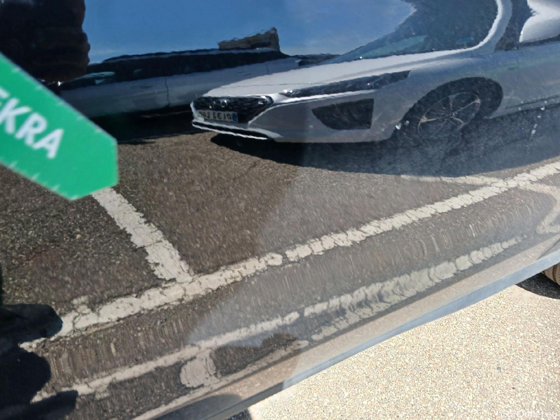  Mercedes  G-Klasee MERCEDES-BENZ Clase GLC / 2019 / 5P / todoterreno GLC 300 e 4MATIC #19