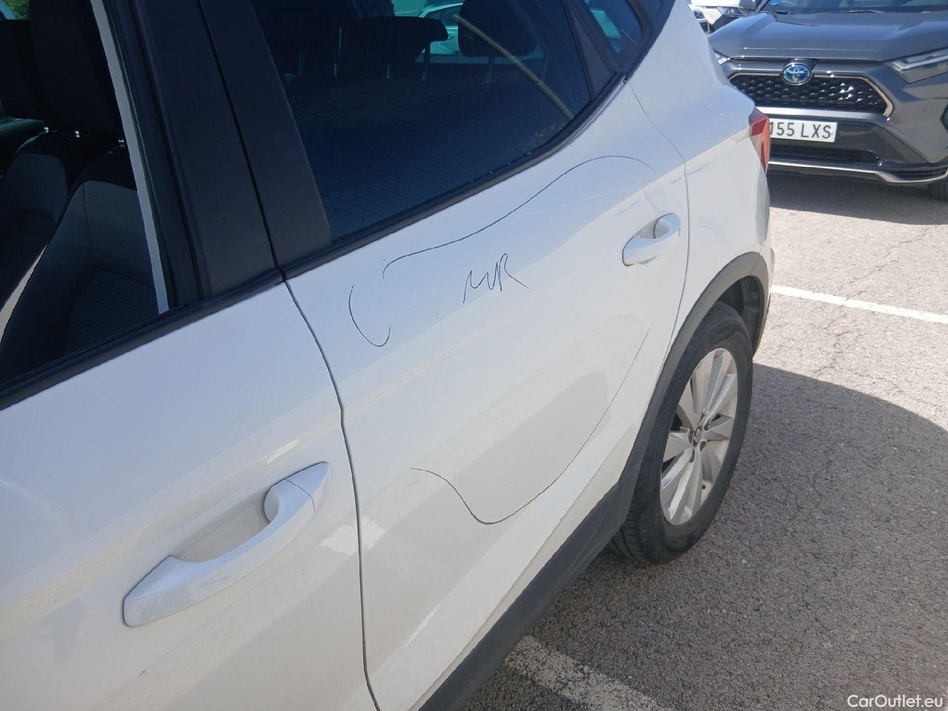  Seat  Arona SEAT  / 2017 / 5P / todoterreno 1.0 TSI 70kW (95CV) Style Edition Eco (CX) #9