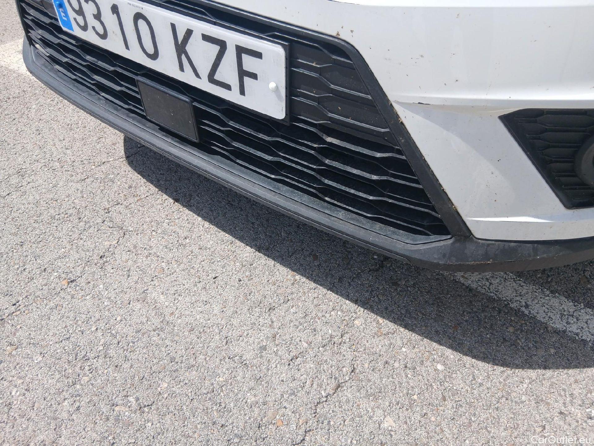  Seat  Arona SEAT  / 2017 / 5P / todoterreno 1.0 TSI 70kW (95CV) Style Edition Eco (CX) #3