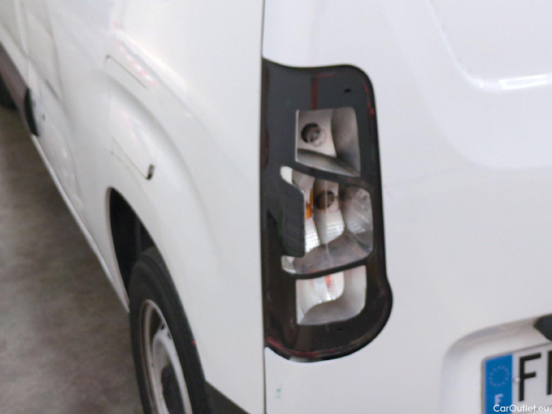  Citroen  Berlingo  Fourgon Club M 650 1.5 BlueHDi 75CV BVM5 E6dT #33