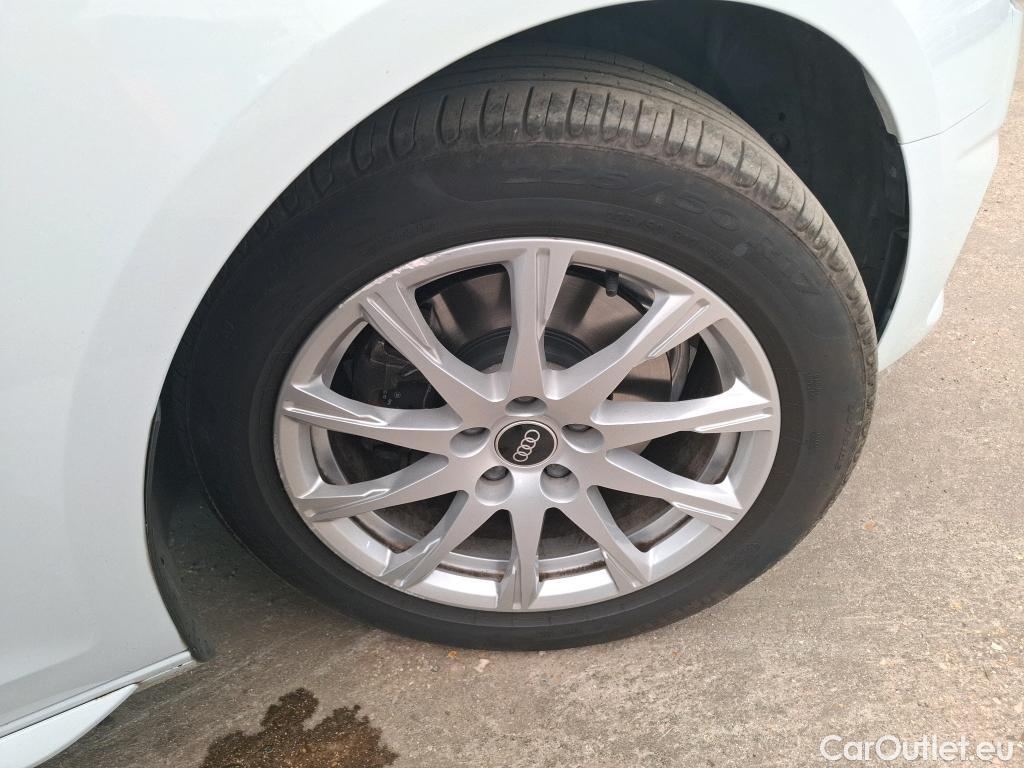  Audi  A4 AUDI  / 2019 / 4P / Berline 35 TFSI 150 S tronic Business Line #1