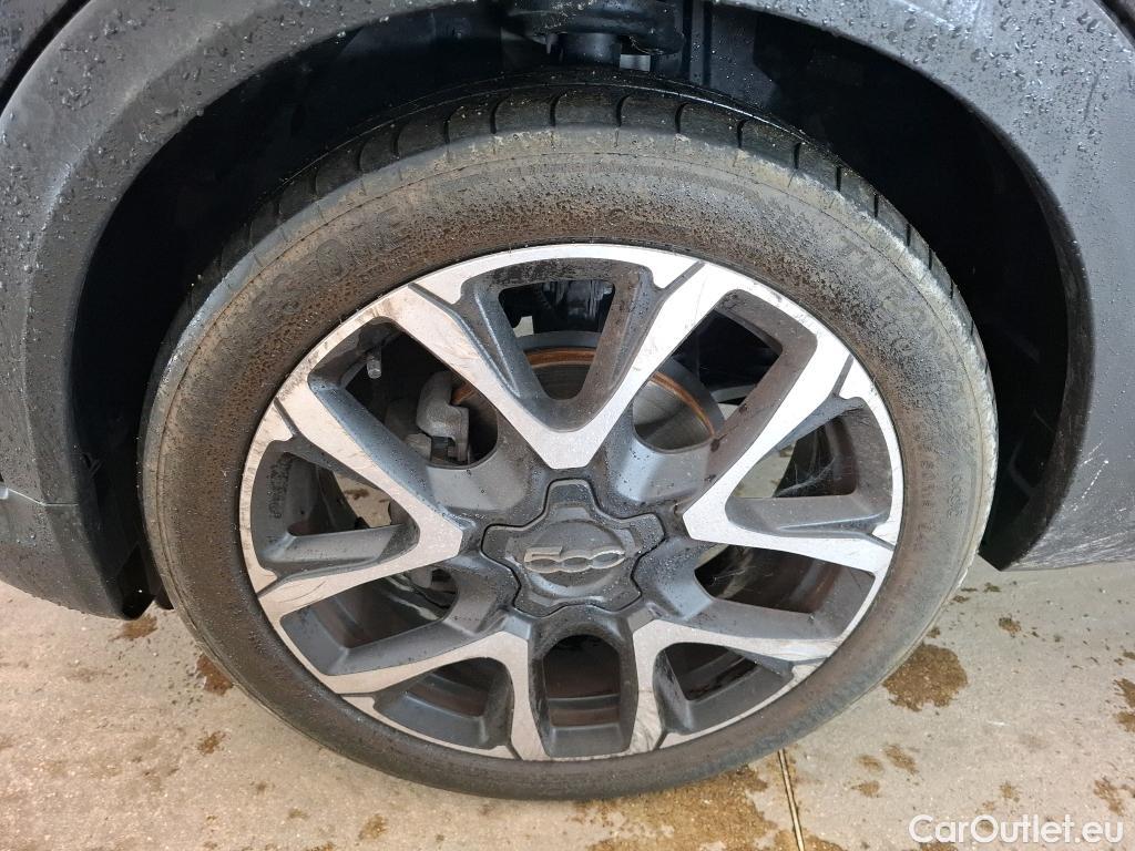  Fiat  500 FIAT X / 2018 / 5P / SUV 1.0 FFly T T3 120ch Cross #17