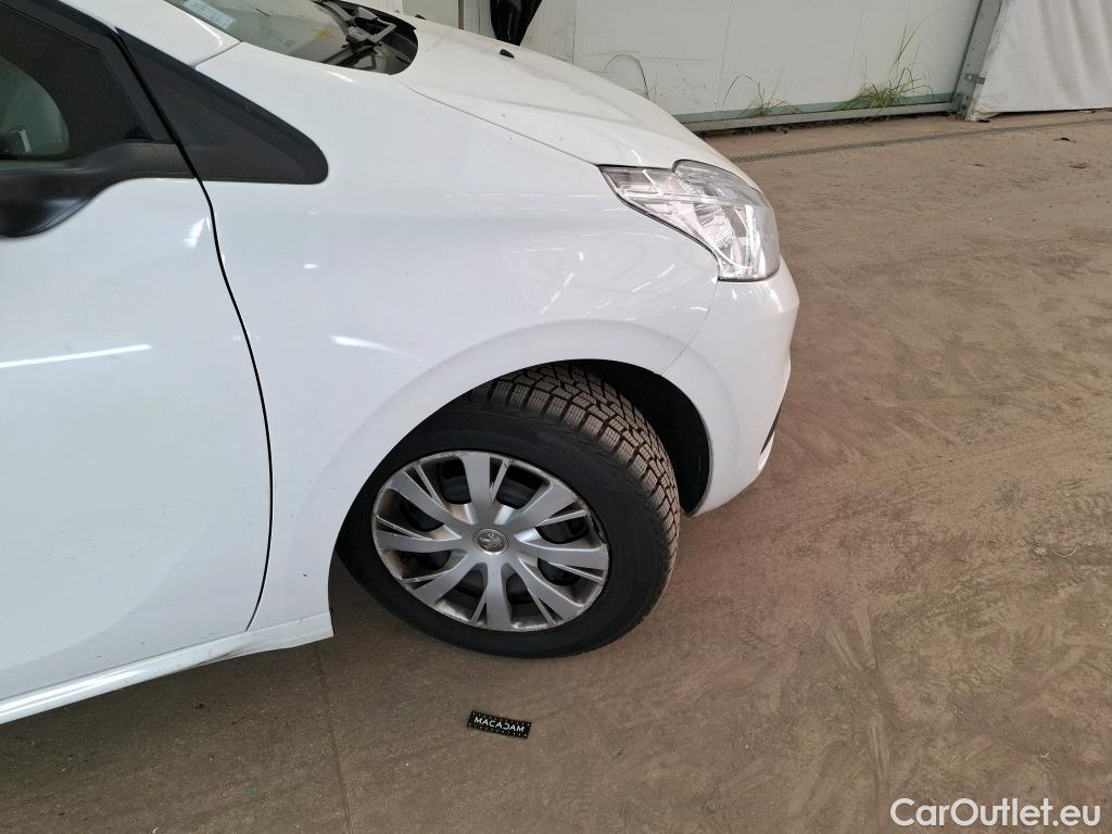  Peugeot  208  Affaire Premium Pack 1.5 HDi 100CV BVM5 E6dT #43