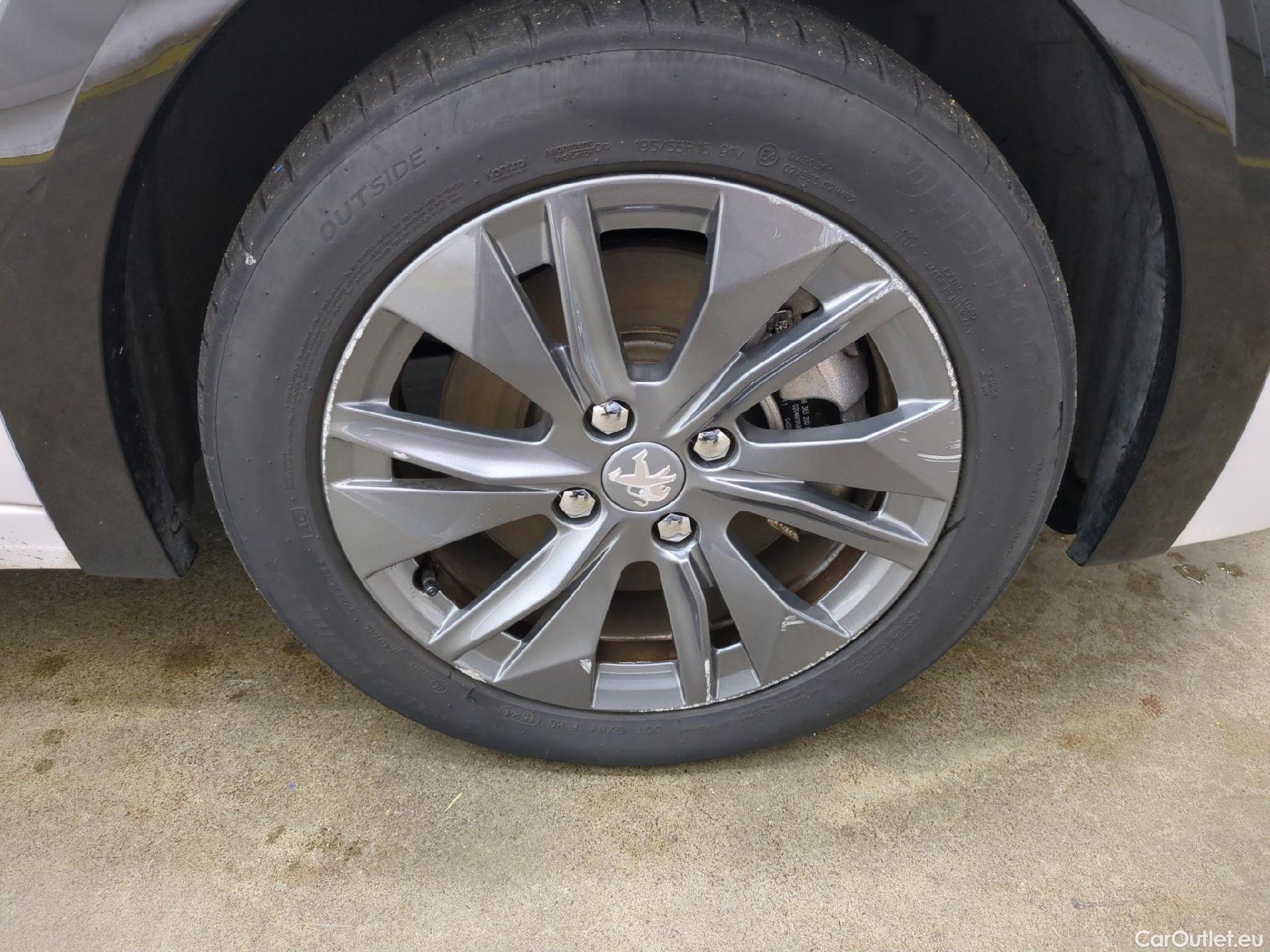  Peugeot  208  (e-) Active Business R 50kWh BVA / TRANSFO VP VF #9