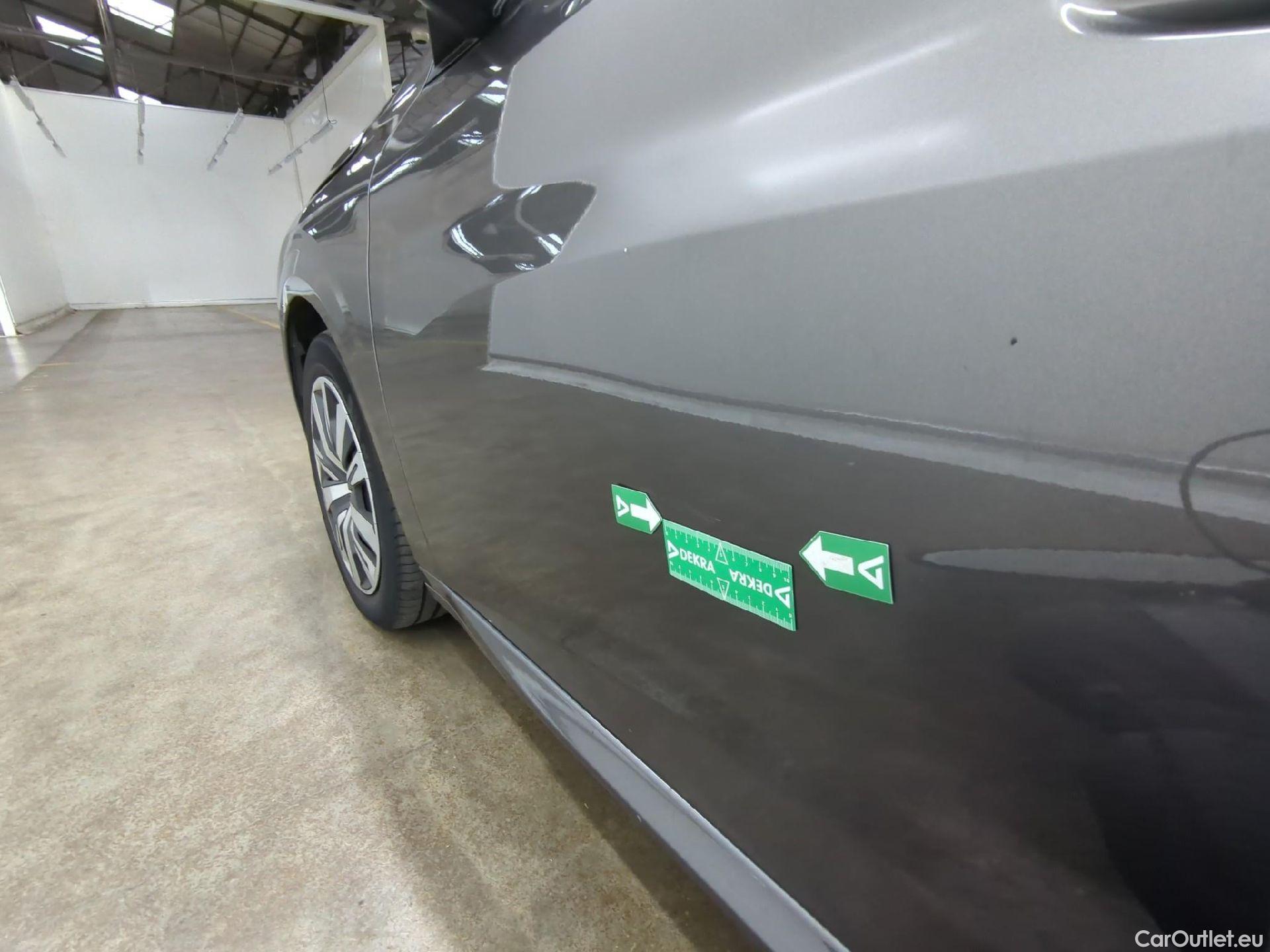  Peugeot  208  Active 1.5 HDi 100CV BVM6 E6d #24