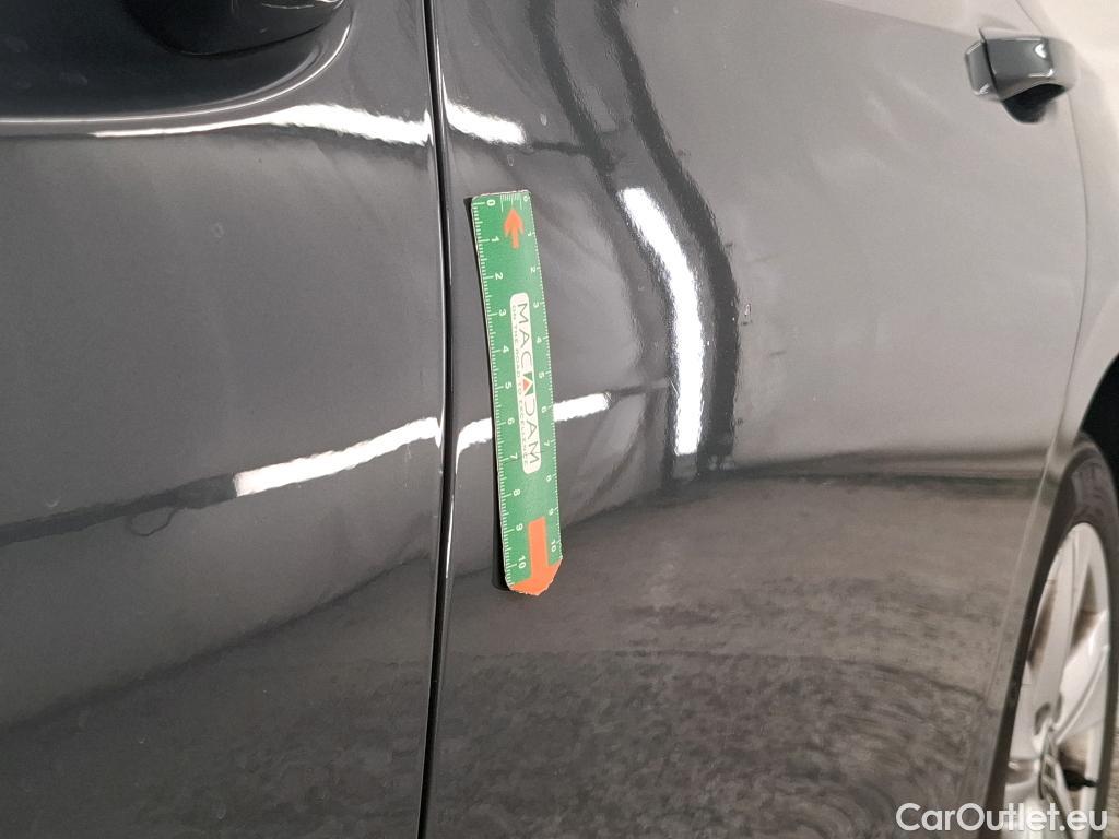  Volkswagen  Golf  VOLKSWAGEN / 2020 / 5P / Berline 2.0 TDI SCR 115 DSG7 Life Busi #2