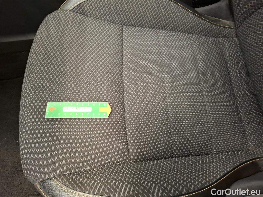 Renault  Arkana  Techno 1.6 E-TECH Hybrid 145CV BVA6 6E #15
