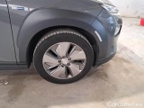  Hyundai  Konna HYUNDAI KONA / 2017 / 5P / SUV EV XPRIME+ 39 KWH #102