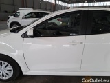  Toyota  Yaris MAZDA MAZDA2 HYBRID / 2021 / 5P / BERLINA FULL HYBRID ELECTRIC 1.5 VVT PURE #42