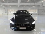  Volvo  V60 VOLVO  / 2019 / 5P / STATION WAGON T6 PLUG-IN AWD AUTOM. CORE #6
