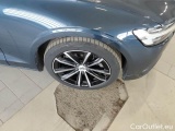  Volvo  V60 VOLVO  / 2019 / 5P / STATION WAGON T6 PLUG-IN AWD AUTOM. CORE #25