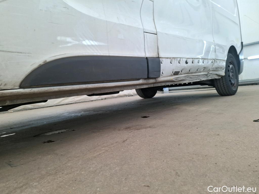  Renault  Trafic  III Fourgon L2H1 3T Confort 2.0 dCi 130CV BVM6 E6d #20