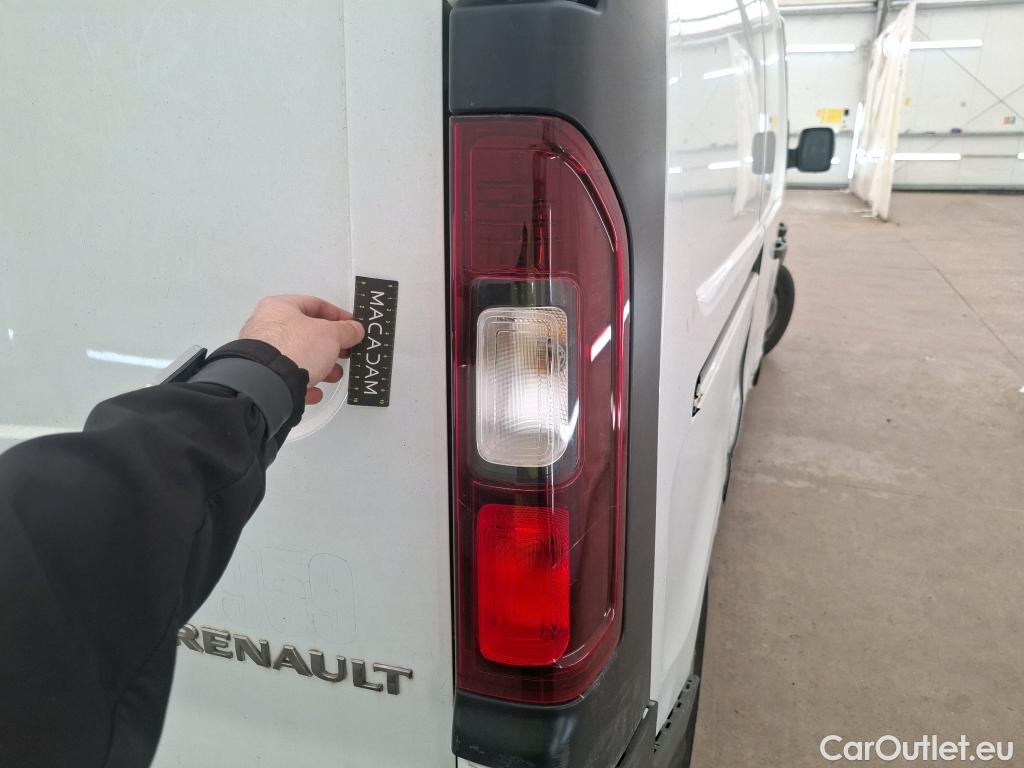  Renault  Trafic  III Fourgon L2H1 3T Confort 2.0 dCi 130CV BVM6 E6d #111