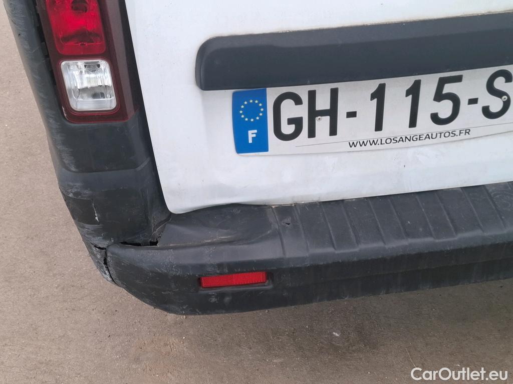  Renault  Trafic  III Fourgon L2H1 3T Confort 2.0 dCi 130CV BVM6 E6d #77