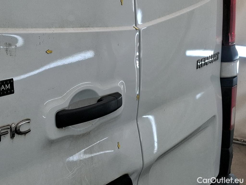  Renault  Trafic  III Fourgon L2H1 3T Confort 2.0 dCi 130CV BVM6 E6d #79