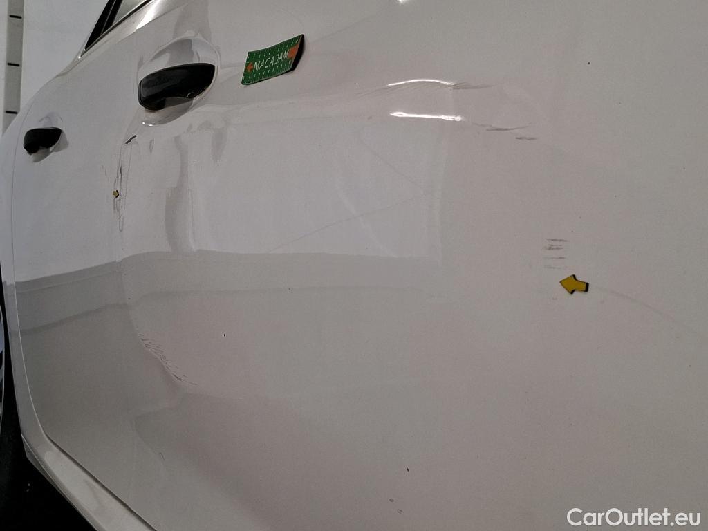  Peugeot  208  Premium 1.5 HDi 100CV BVM6 E6d #2