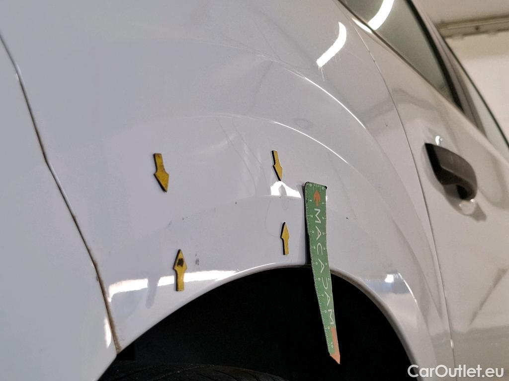  Peugeot  208  Premium 1.5 HDi 100CV BVM6 E6d #35