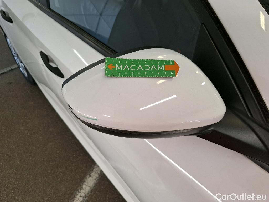  Peugeot  208  Premium 1.5 HDi 100CV BVM6 E6d #44