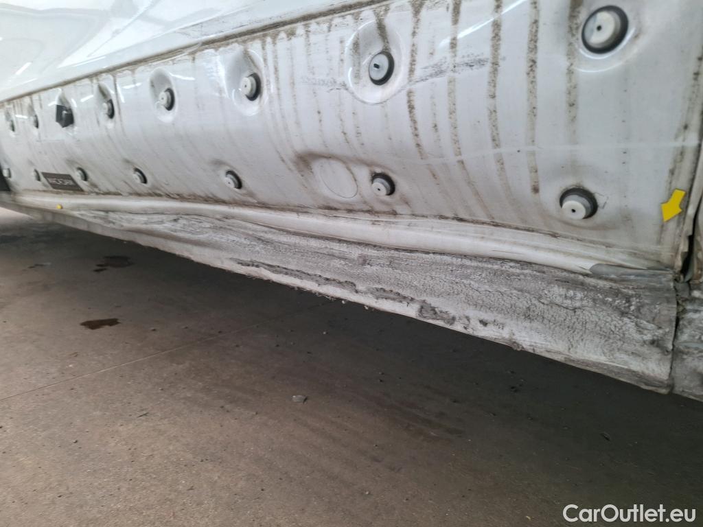  Renault  Trafic  III Fourgon L2H1 3T Confort 2.0 dCi 130CV BVM6 E6d #21