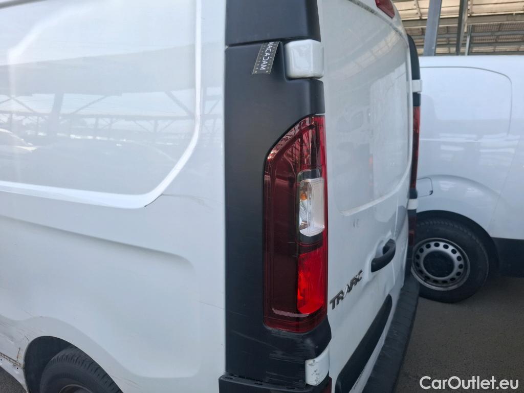  Renault  Trafic  III Fourgon L2H1 3T Confort 2.0 dCi 130CV BVM6 E6d #166