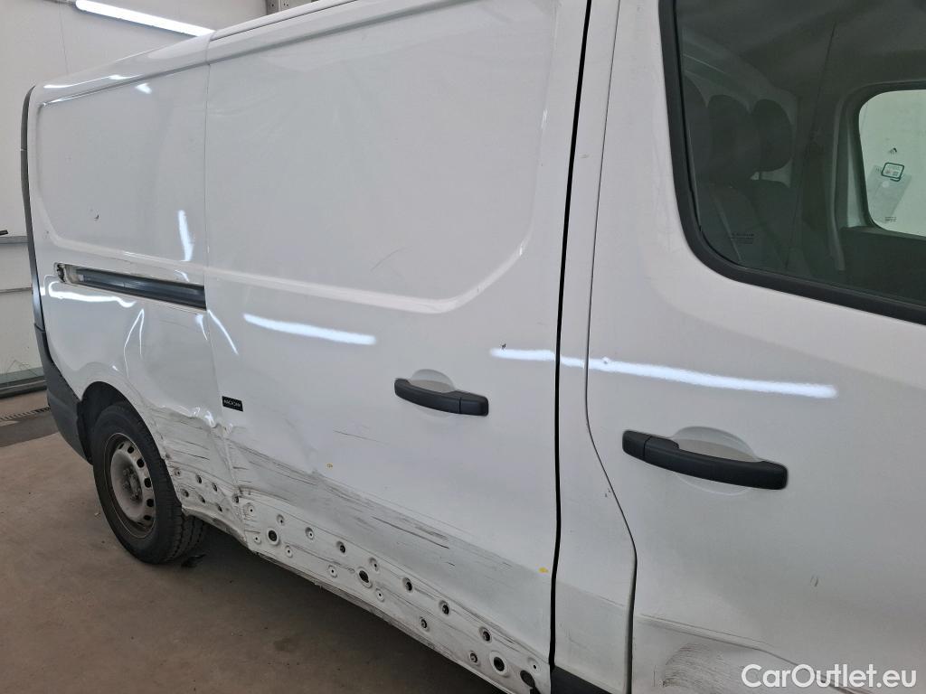  Renault  Trafic  III Fourgon L2H1 3T Confort 2.0 dCi 130CV BVM6 E6d #32
