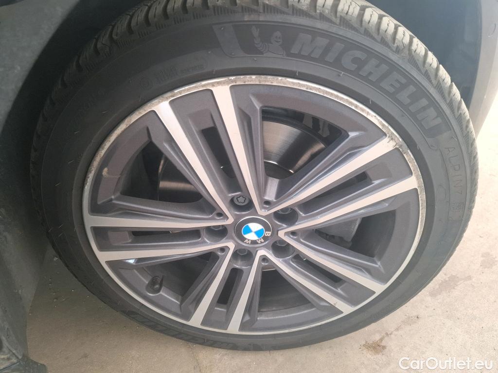  Bmw  Serie 1 BMW Série 1 / 2019 / 5P / Berline 1.5 116I Business Design #12